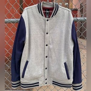 VARSITY JACKET SWEATSHIRT STYLE HOODIE CREWNECK PLAID LINED COLLEGE SPORT